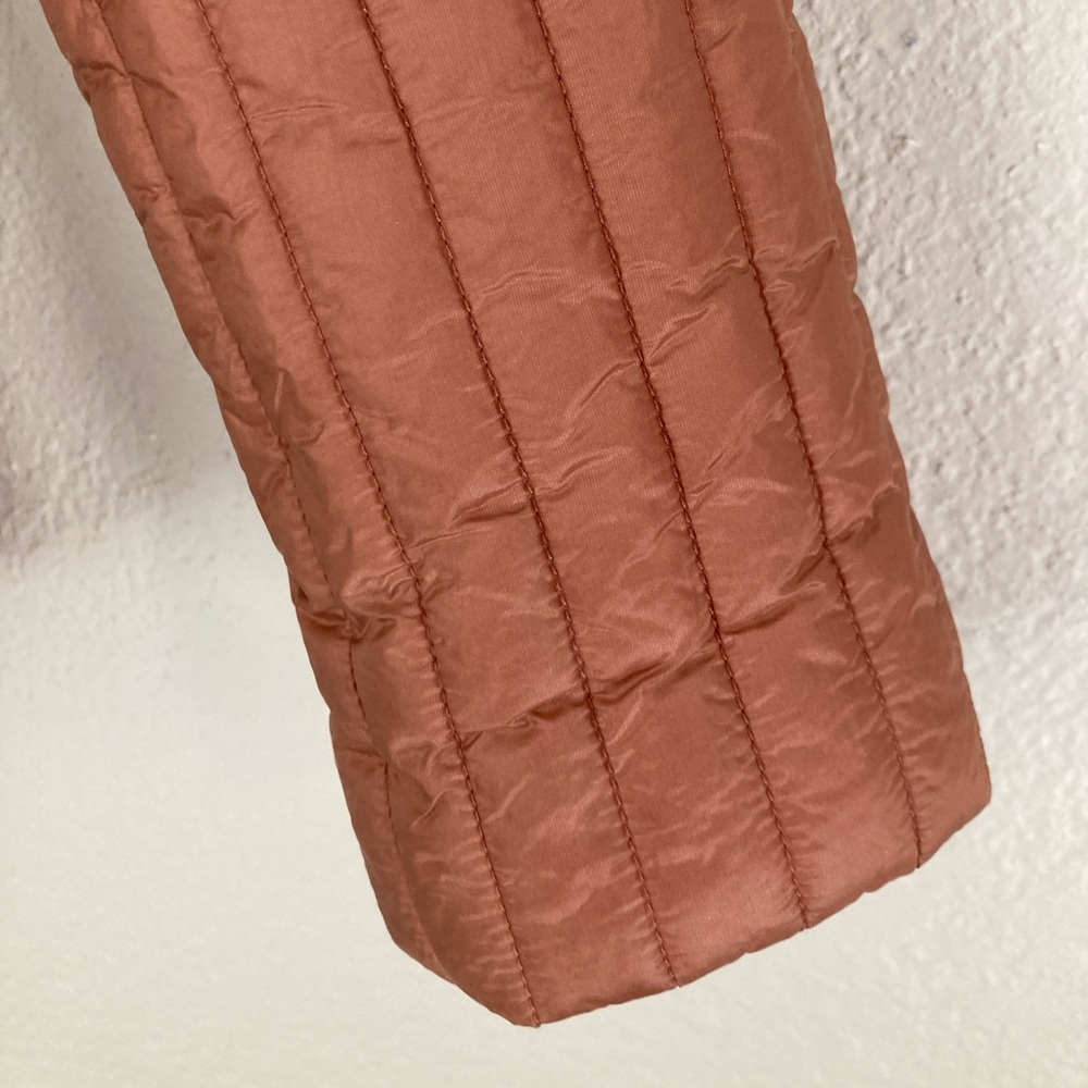 Patagonia Women’s Insulated Puffer Jacket – Size Medium - Picture 6 of 7